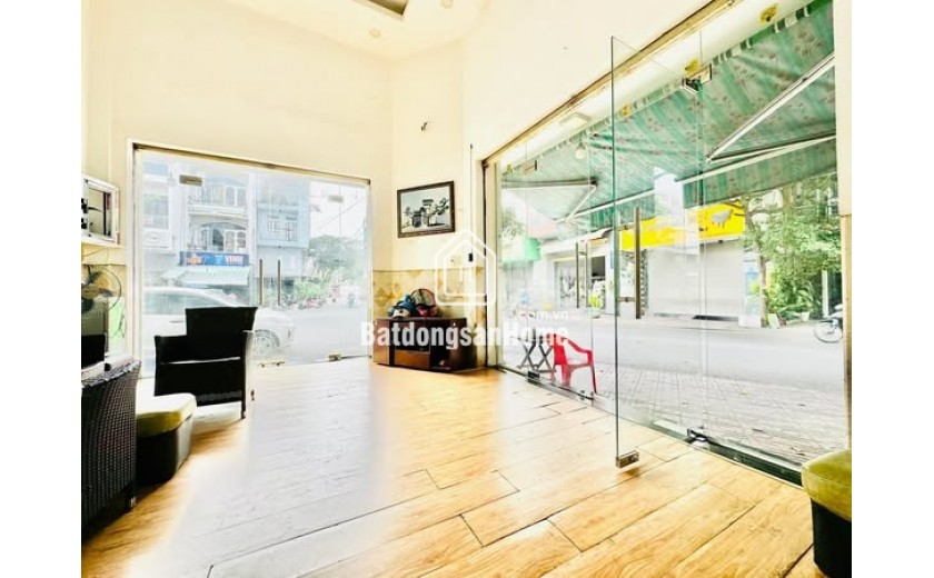 Nhà Mặt Tiền Đường Bàu Cát Phường 11 Quận Tân Bình.