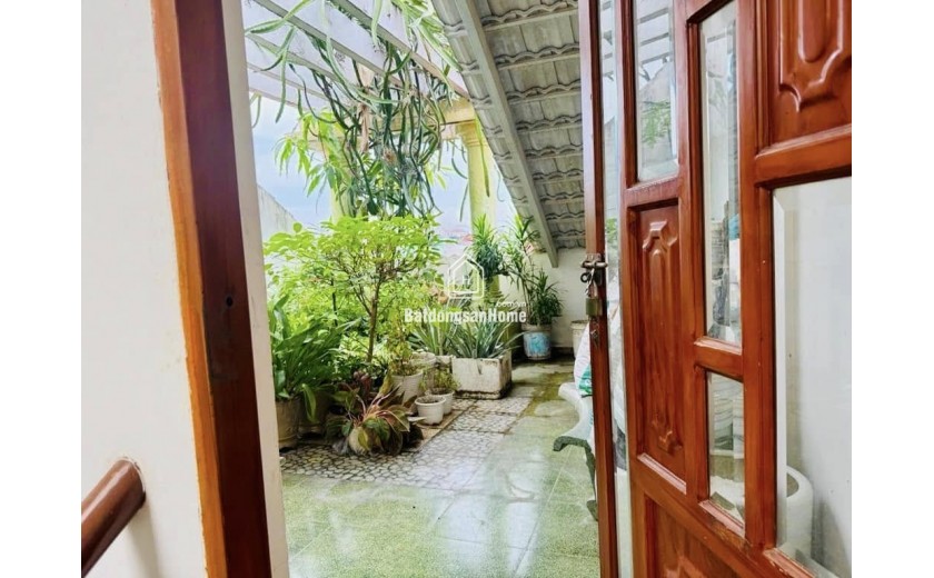 MẶT TIỀN KINH DOANH KHU BÀN CỜ HỌ LÊ - 4 TẦNG - 4.2X18.5 NỞ HẬU NHỈNH 11 ĐỒNG