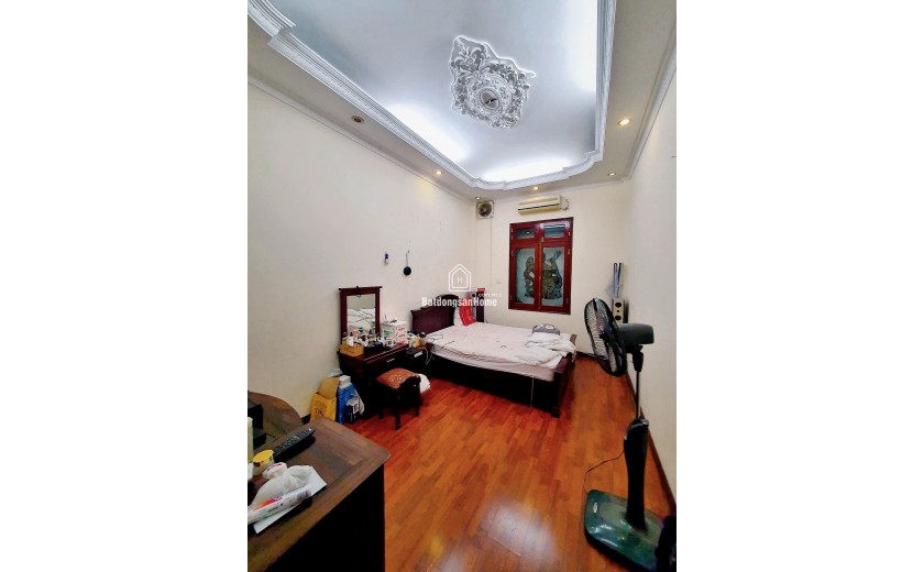 MẶT NGÕ ÔTÔ TRÁNH, K.DOANH SẦM UẤT-Ngõ 13 Khuất Duy Tiến 43m2/4Tầng 16.5 Tỷ
