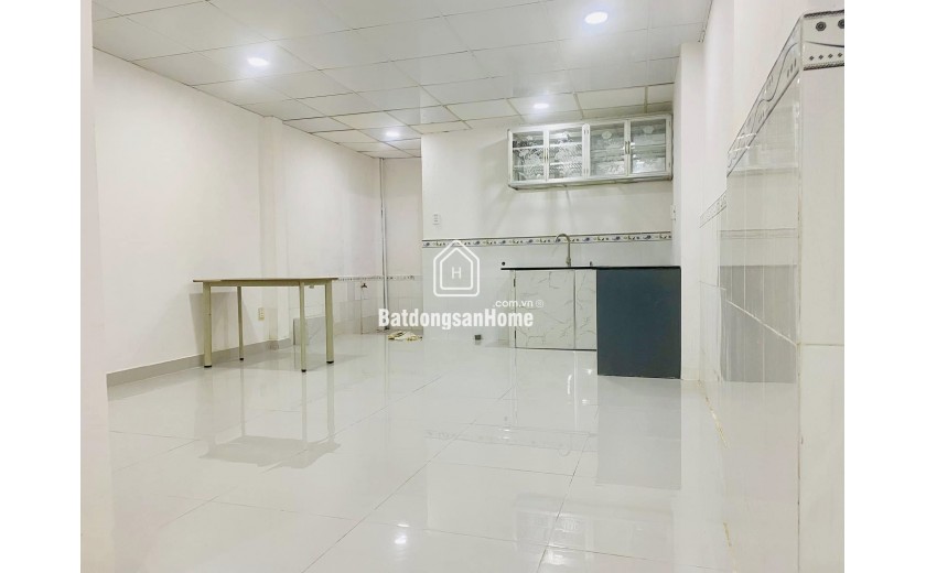 ĐỐI DIỆN AEON - HẺM 4M - SÁT MT - NHÀ MỚI 2 TẦNG - 60M NỞ HẬU NHỈNH 5 ĐỒNG