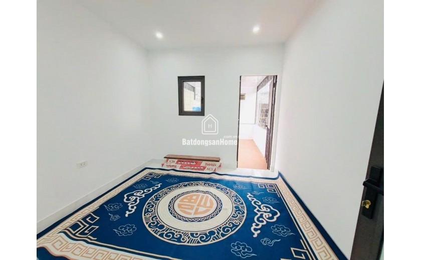 Nhà đẹp 5 tầng, 3PN, Hoàng Mai, 28m², nội thất cao cấp, chỉ 5.5 tỷ
