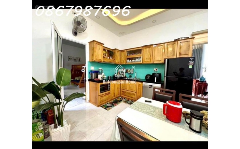 Bán Nhà Cấp 4 Hẻm Đồng Nai, Phường Phước Hải, TP Nha Trang - Giá Chỉ 3,7 Tỷ