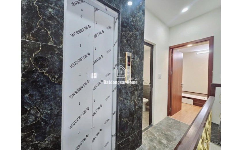 Bán nhà 52 Mỹ Đình, DT 34m2, 6T thang máy, chỉ hơn 7 tỷ. Ngõ rộng 3m, tặng full nội thất