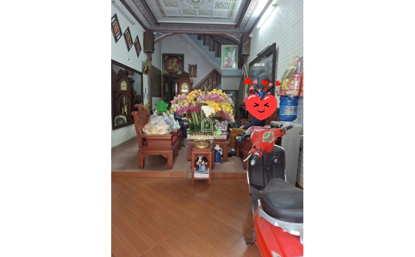Nhà mặt đường KD tốt Thanh Am Thượng Thanh vỉa hè ô tô tránh dân cư đông đúc 82m 15 tỷ
