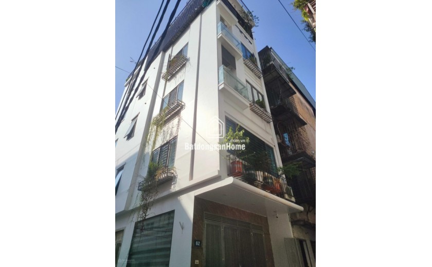 Bán nhà Phạm Văn Đồng, 65m2, 5tầng, phân lô, lô góc 3 mặt ngõ ôtô tránh - 19tỷ