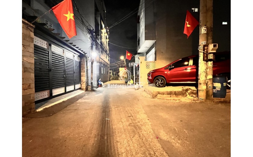 Bán nhà 2 Tầng, Bình Thọ,đường ô tô 7 chỗ,cách Võ Văn Ngân vài chục mét