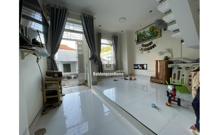 Bán nhà 2 Tầng, Bình Thọ,đường ô tô 7 chỗ,cách Võ Văn Ngân vài chục mét