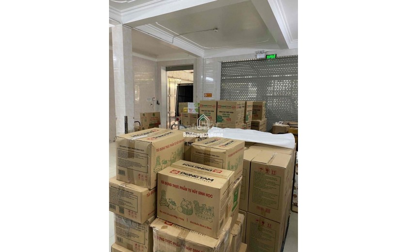 Tuyển phụ xe, phụ kho đi làm ngay tại Hà Nội. LH: 0376654989