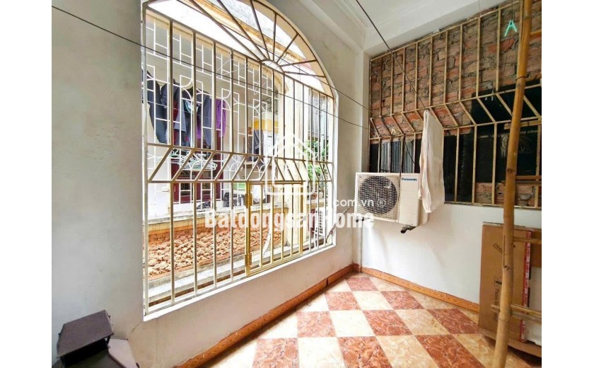Cơ hội hiếm: Nhà 24m², 3 phòng ngủ, Nguyễn Chính, Tân Mai chỉ 3.8 tỷ