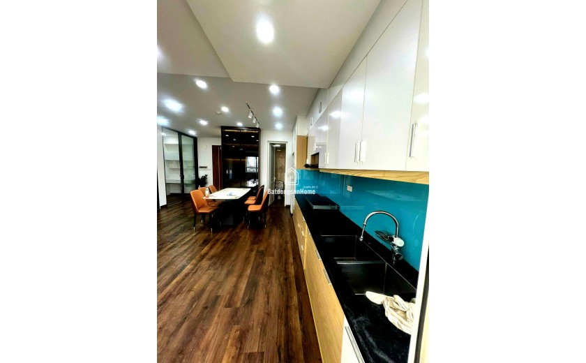Bán gấp Chung Eurowindow Multi Complex Trần Duy Hưng, Cầu Giấy, 75m2 – 2PN. Giá 6,05 tỷ.