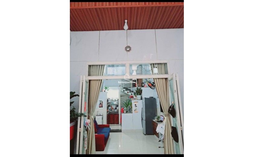 ♣ Kiệt gần Chợ Đống Đa , 40m2, lửng đúc, sạch đẹp, cây xanh mát rượi 2.3x tỷ