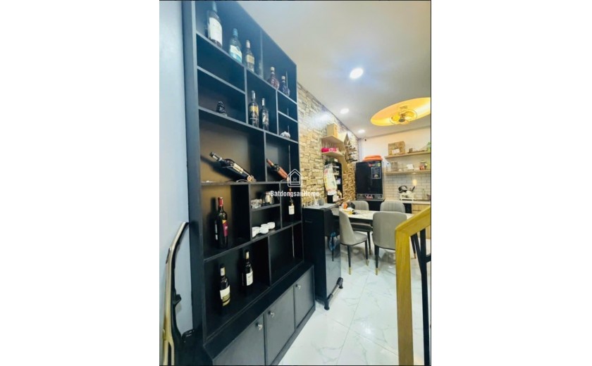 NHÀ BÁN DƯƠNG BÁ TRẠC P1, Q8 - 