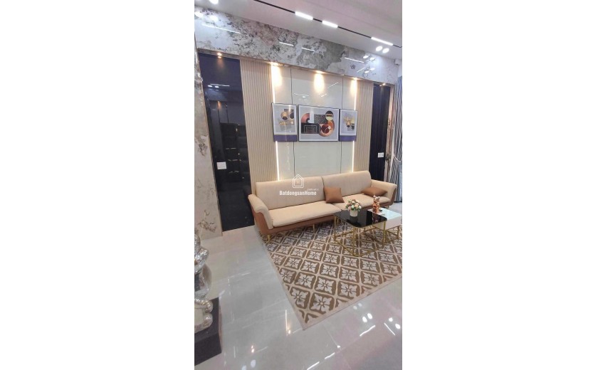 **Bán nhà phường 13, Tân Bình**, HXT đường Bình Giã; 5*16 - Etown TB
