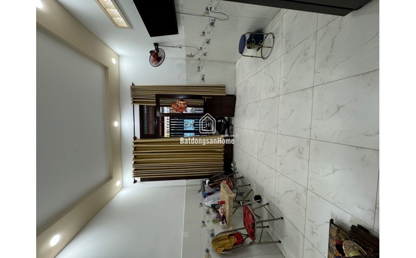 Chỉ 5 tỏi có ngay Nhà 4 tầng BTCT - CÁCH MẠNG THÁNG 8 - 34M2 - mặt tiền 4m