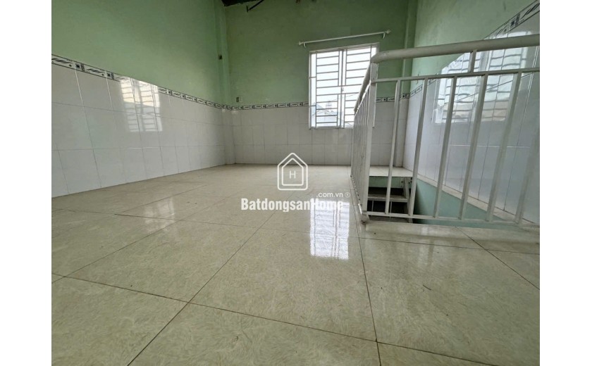 Siêu rẻ! Bán nhà lầu 70m2 P.Tam Hiệp gần công ty Bitis chỉ 1tỷ650