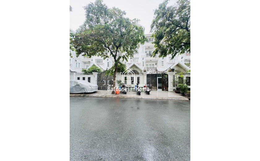 8x18,5m khu biệt thự Tấn Trường - P Phú Thuận Q7 - 4 tầng cực đẹp - giá 25.9 tỷ
