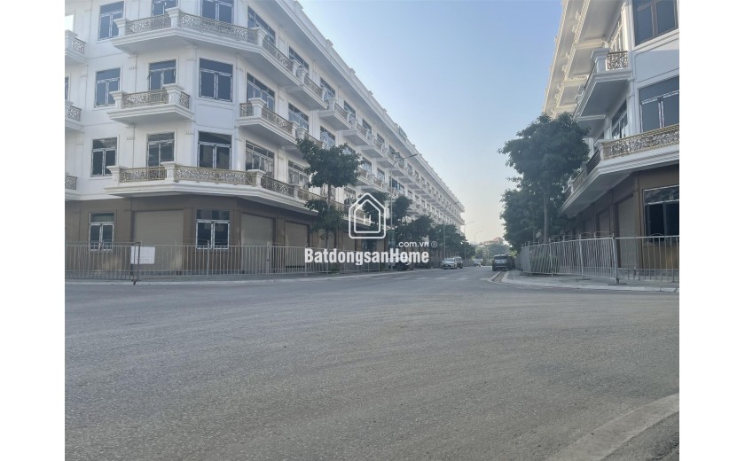 CẶP GÓC DUY NHẤT, NGÃ TƯ, GIAO NHÀ NGAY. BAO SỔ.  TP.THANH HÓA. LH: 0966 343 969