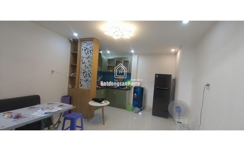 ♣ Nhà lô góc 50m ra MT Hoàng Diệu kiệt thông, khu Chợ Mới, 2 tầng, chắc đẹp ở ngay,  2.1 tỷ