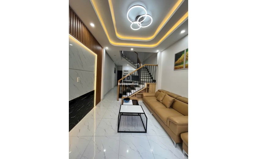 ♥ Nhà cách MT Ông Ích Khiêm 50m đoạn Thanh Bình, 52.1 m2, 2 tầng đẹp  thoáng, 3PN, ở ngay 3.2 tỷ