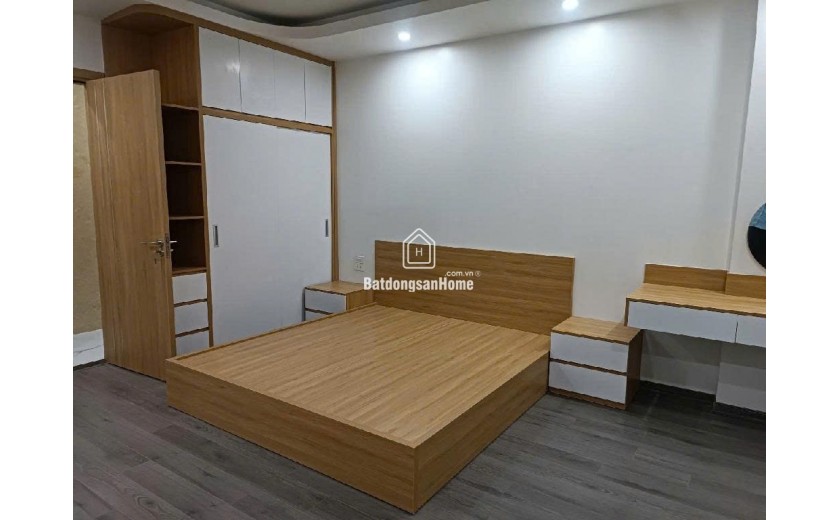 TỨ LIÊN 40m2 Mới xây Ngõ nông