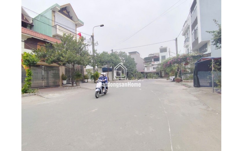 Đất 73m phân lô 788 Thiên Lôi, đường 19m, vỉa hè 4m, Giá 5.1 tỉ gần Chung Cư Hoàng Huy