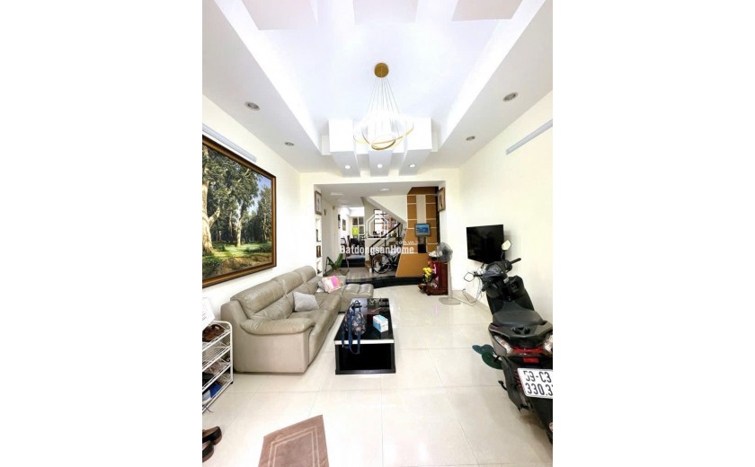 GIÁ ĐẦU TƯ - MẶT TIỀN VIEW CÔNG VIÊN KHÁNH HỘI QUẬN 4