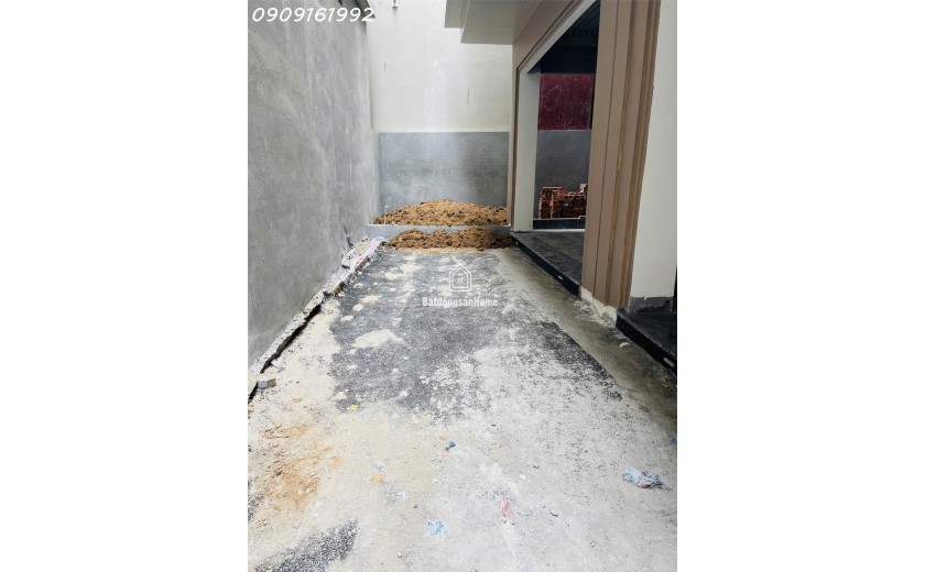 Nhà ô tô 7 chỗ vào tận nơi. quay đầu được ngay bệnh viện mắt Hải Phòng.