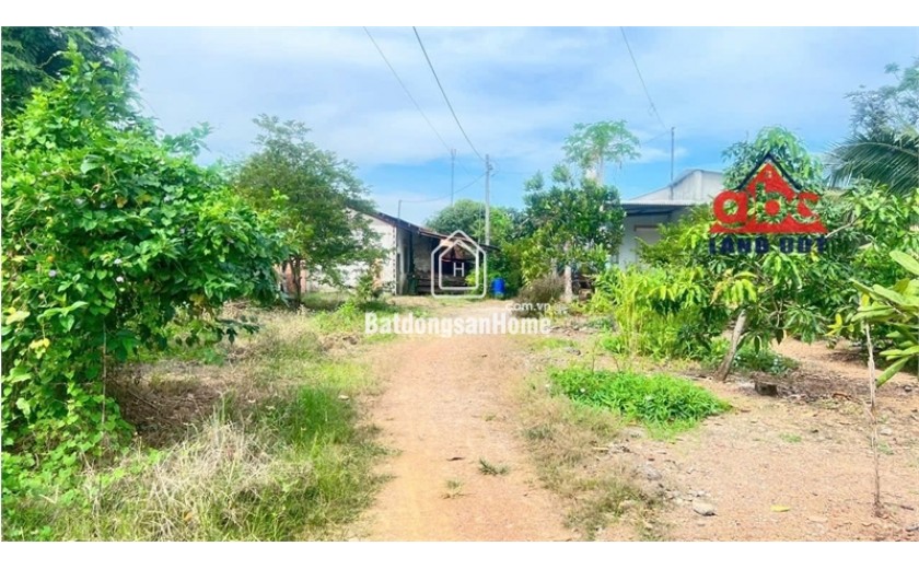 bán nhà cấp 4. khí hậu trong lành. gần đập thủy điện, dân cư đông đúc. thích hợp mua đầu tư