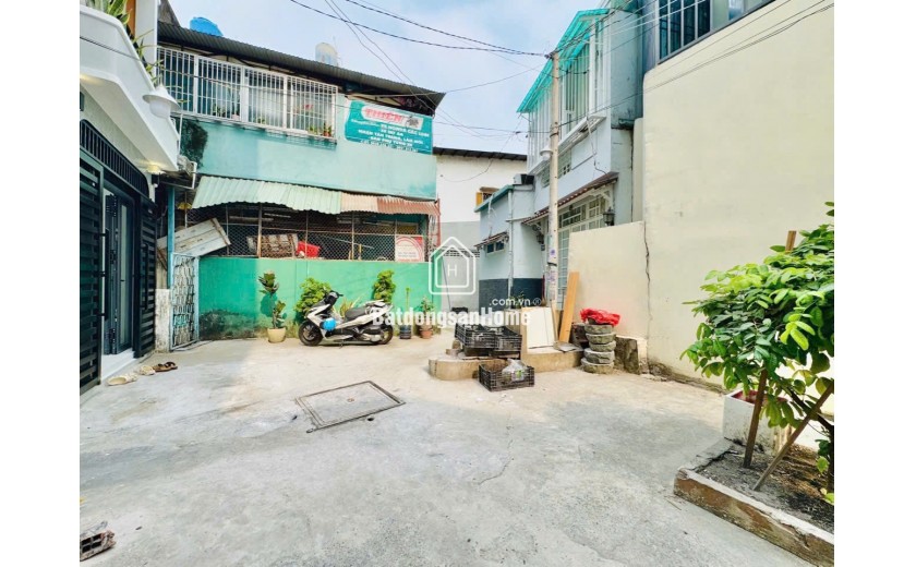 4.75 tỳ- 44m2- bán nhà 2 tầng mới full NT- 4PN ngay ngã 5 Bình Hòa- Nơ Trang Long