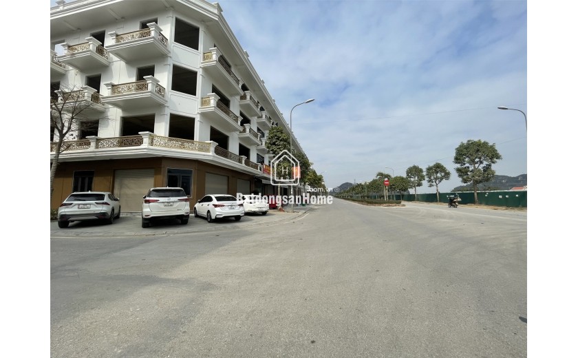 60M2, MT 5M, XÂY 4 TẦNG. 3,2 TỶ BAO SỔ. TP.THANH HÓA.. LH: 0966 343 969