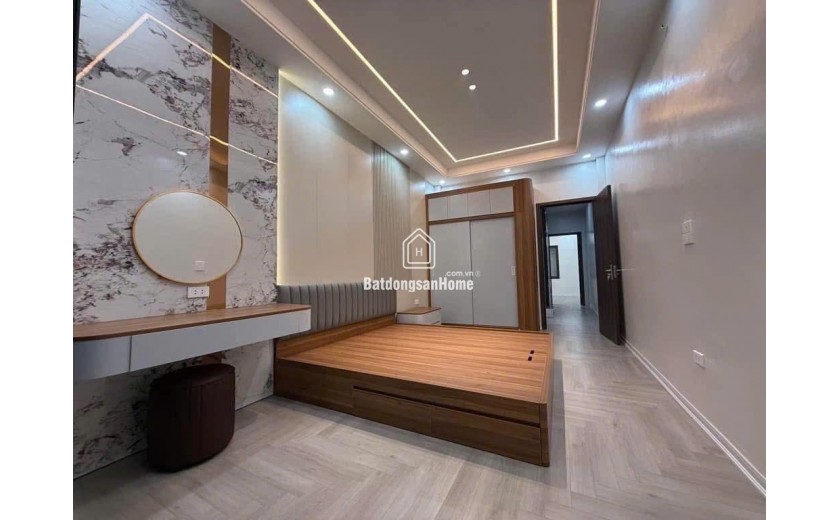 siêu HOT nhà 5 tầng trung tâm quận Đống Đa - nút giao Tấy Sơn - Thái Hà - Chùa Bộc dt 50m2 ngõ nông - tầm 14 tỷ