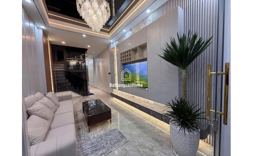 siêu HOT nhà 5 tầng trung tâm quận Đống Đa - nút giao Tấy Sơn - Thái Hà - Chùa Bộc dt 50m2 ngõ nông - tầm 14 tỷ