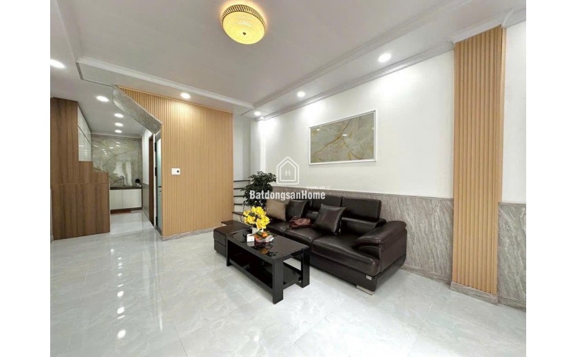 BÁN NHÀ PHÚ NHUẬN - 40M2, GIÁ 5.8 TỶ - gần Phan Xích Long