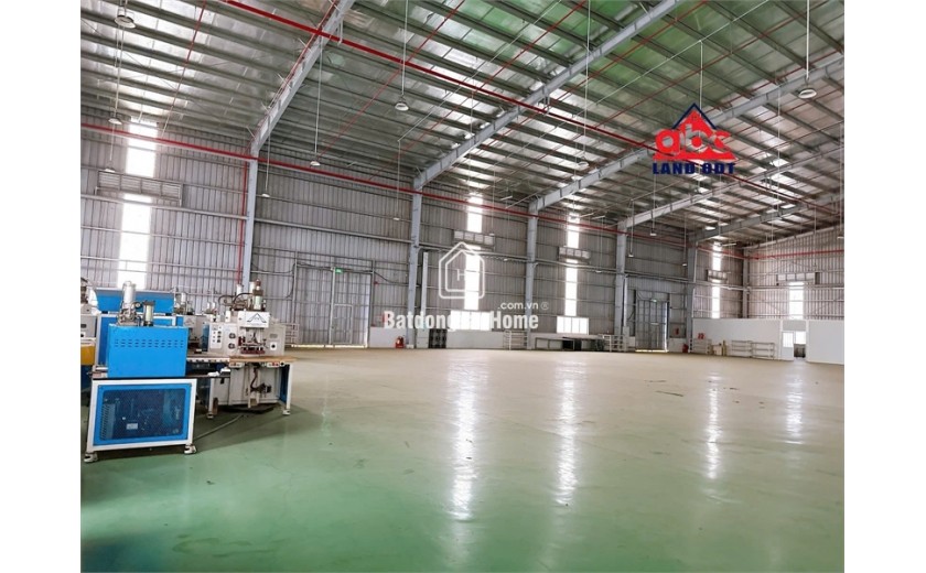 XT009 xưởng đẹp nền bê tông đã thảm sơn nền epoxy. thu hút đầu tư đa dạng ngành nghề