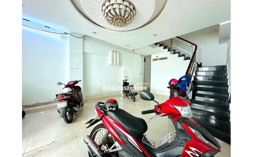 95m2 - 4 TẦNG BTCT - 12P CHDV - KHOÁN 30 TRIỆU - BÁN 11.6 TỶ - HOÀNG HOA THÁM - P7 BÌNH THẠNH - HẺM 0TÔ - SHR CỰC ĐẸP