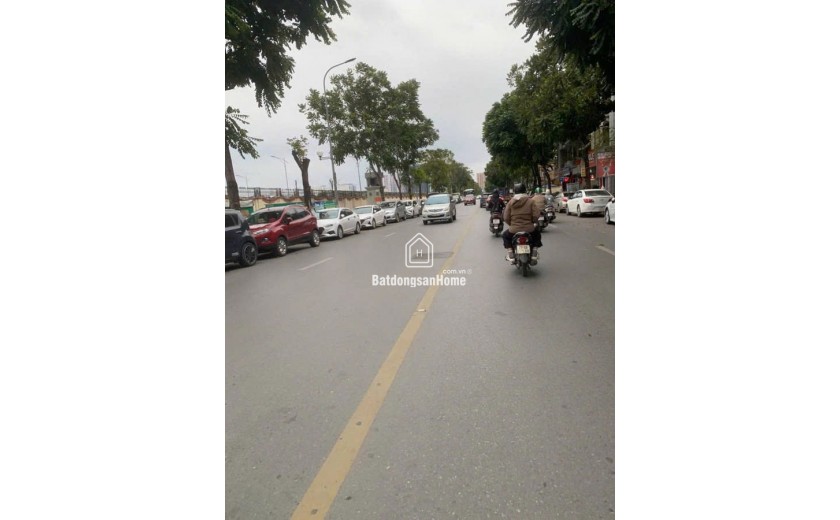Cần bán nhà Phân Lô Quân Đội Phố Lê Trọng Tấn, TX, 64m2, 4 tầng, ô tô vào nhà, trước nhà ô tô tránh, 21 tỷ
