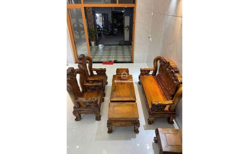 NHà Đẹp  3 Tầng DT khủng 138m2 SHR 3PN Th ới Tam Thôn Hóc Môn  Hẻm 8m Sát Quận 12