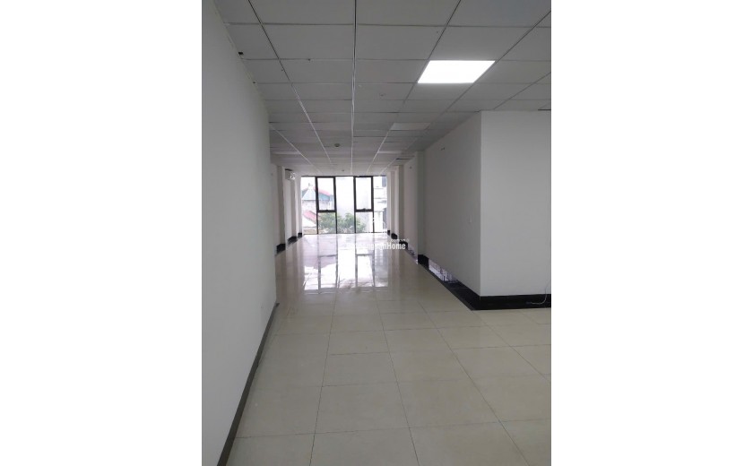 CC CHO THUÊ MẶT BẰNG LÀM VP NHÀ MẶT PHỐ HOÀNG VĂN THÁI - TX, DT 150M2, GIÁ 19.5TR, TT LINH HOẠT