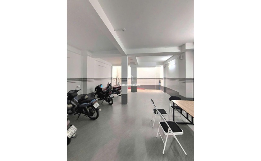 BÁN GẤP CHDV  MỚI MÙI SƠN LINH TRUNG LÀNG ĐẠI HỌC. 32P CAO CẤP. GIÁ 21 TỶ. TL.