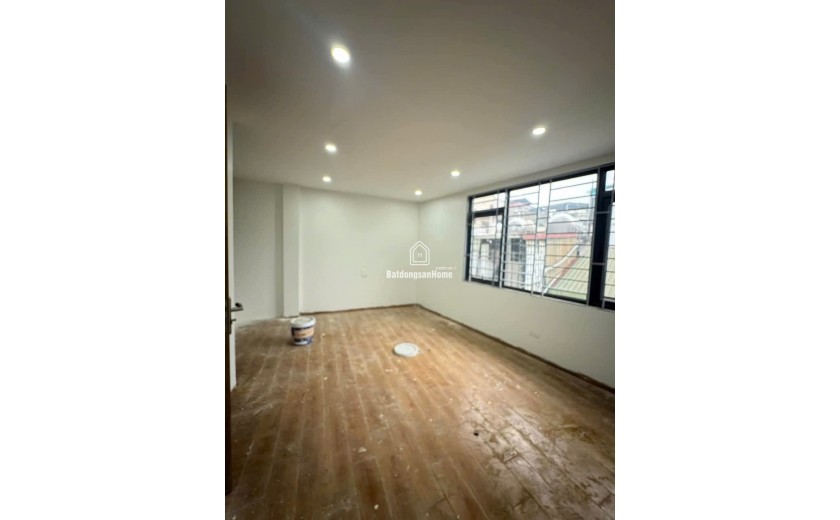 6 TẦNG THANG MÁY- NHÀ MỚI KOONG-VÀI BƯỚC RA HỒ LINH QUANG, Ô TÔ TRÁNH 45 m, 6 tầng, Mt 6m. 8.5 tỷ