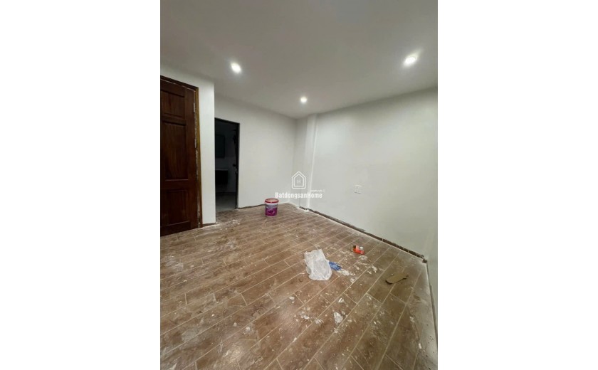 6 TẦNG THANG MÁY- NHÀ MỚI KOONG-VÀI BƯỚC RA HỒ LINH QUANG, Ô TÔ TRÁNH 45 m, 6 tầng, Mt 6m. 8.5 tỷ