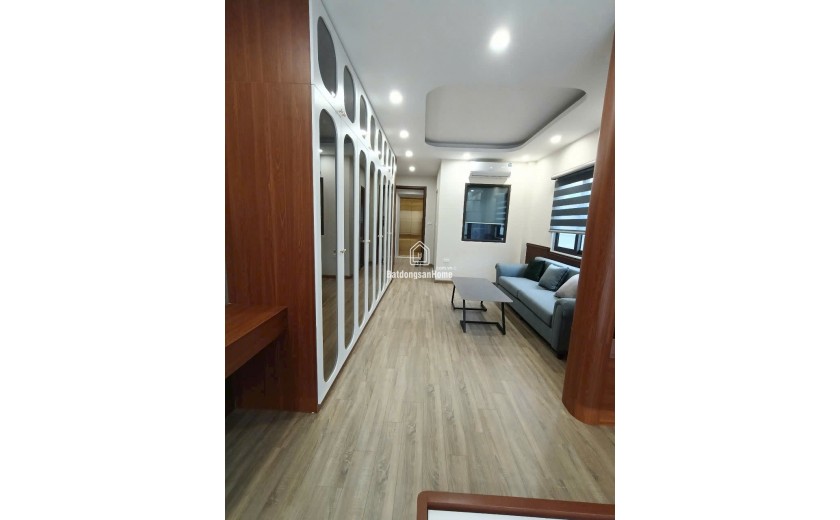 Bán nhà siêu víp Bồ Đề- Long Biên ,thiết kế đẳng cấp, gara, nhỉnh 14 tỷ