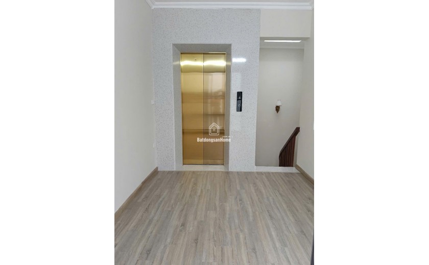 Bán nhà siêu víp Bồ Đề- Long Biên ,thiết kế đẳng cấp, gara, nhỉnh 14 tỷ