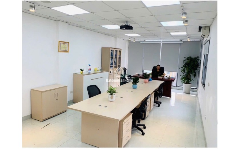 CHO THUÊ VĂN PHÒNG/KINH DOANH ONLINE - PHỐ ẨM THỰC NGUYỄN VĂN TUYẾT, ĐỐNG ĐA