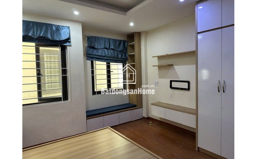 BÁN NHÀ RIÊNG PHỐ NGỌC THỤY- LONG BIÊN, 30 M2, 4 TẦNG,MẶT TIỀN  4.08M, 5 TỶ.
