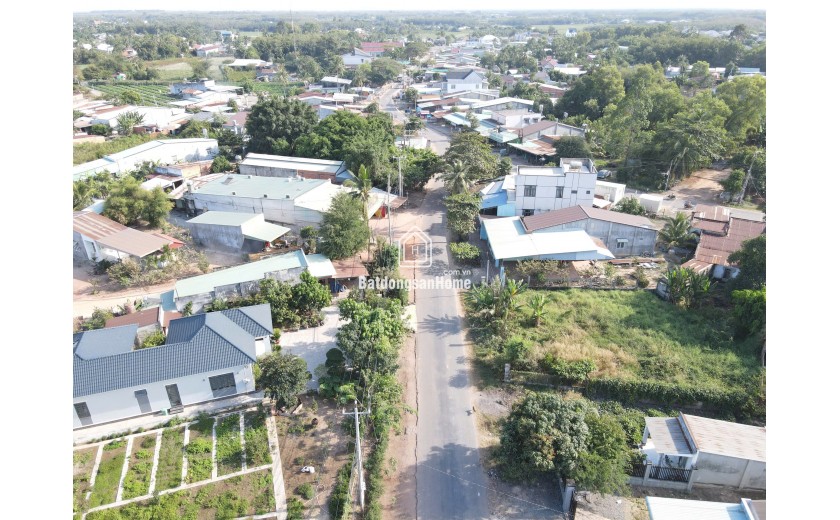 Suối Đá-Dương Minh Châu-Tây Ninh chỉ 289tr full thổ view trruwcj diện núi bà kdc đông đường oto tới đất