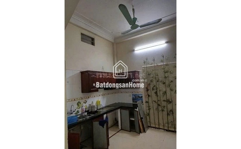 Chính chủ cho thuê nhà 3 tầng,4 ngủ, 3WC tại Xóm Đình, Tự Khoát, Ngũ Hiệp, Thanh Trì