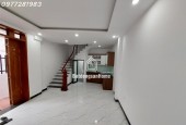Cắt lỗ nhà mới 5 tầng Trịnh Văn Bô kéo dài , lô góc 6 ngủ, giá 5.5 tỷ