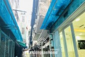 Nhà Đường Đoàn Văn Bơ Quận 4 Phường 9.