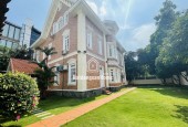 Bán Siêu Biệt Thự Thảo Điền Quận 2 , 725 m2 , 
3 lầu, 5PN 3 sao giá 120 tỷ